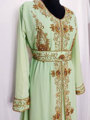 Light Green Moroccan Kaftan	With Sun-proof hijab 3