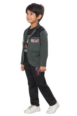 DKGF Boys 3-Piece Suit 3