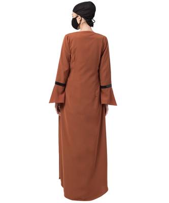Two Piece Combo Of Abaya And A Cardigan. 5