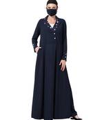 Coat Style Dress With Printed Contrast And A Belt