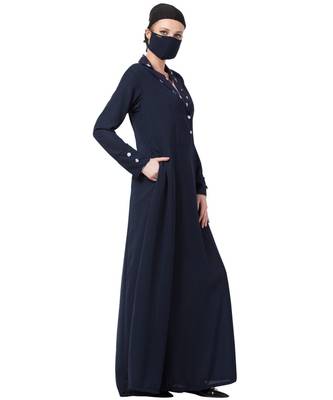 Coat Style Dress With Printed Contrast And A Belt 3