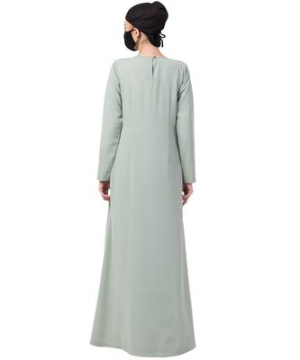 Modest Dress With Inward Pleats Abaya Dress 5