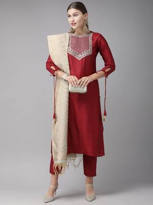 Indo Era Red Solid Straight Kurta Trouser With Dupatta Set 4