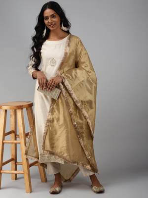 Indo Era Off White Embroidered Straight Kurta Trouser With Dupatta Set 4