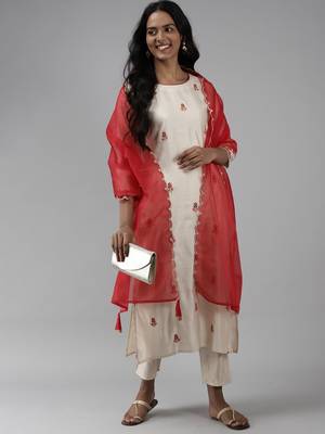 Indo Era Off White Floral Embroidered A-line Kurta Trouser With Dupatta Set 4