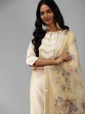 Indo Era Off White Solid Straight Kurta Trouser With Dupatta Set 5