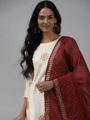 Indo Era Off White Embroidered Straight Kurta Trouser With Dupatta Set 5