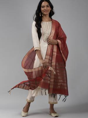 Indo Era Off White Embroidered Straight Kurta Trouser With Dupatta Set 1
