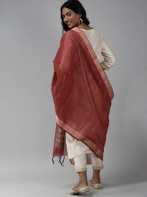 Indo Era Off White Embroidered Straight Kurta Trouser With Dupatta Set 2
