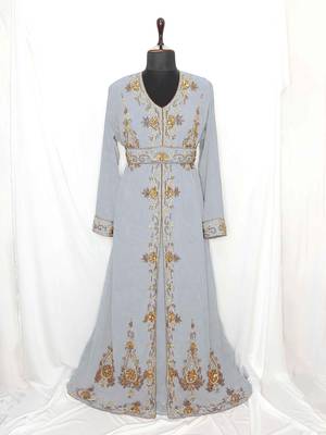 Gray Moroccan Kaftan With Sun-proof hijab 1