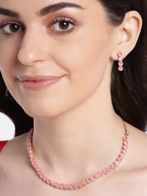 Platinum pearl jewellery 1