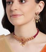 Pink pearl jewellery