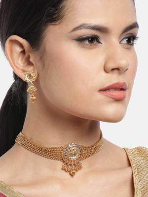 Gold pearl jewellery 1