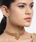 Gold pearl jewellery