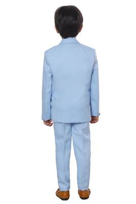 DKGF Boys 4-Piece Suit 2