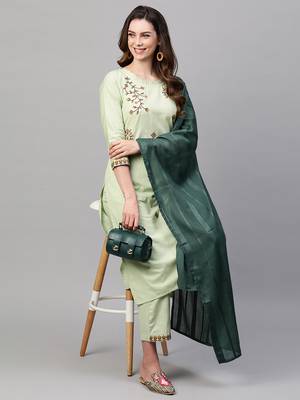 Indo Era Green Embroidred Straight Kurta Trouser With Dupatta Set 4