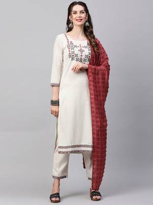 Indo Era Off White Embroidred Straight Kurta Trouser With Dupatta Set 4