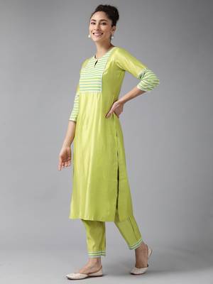 Indo Era Green Solid Straight Kurta Palazzo With Dupatta Set 3