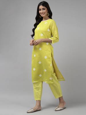 Indo Era Olive Embroidered Straight Kurta Trouser With Dupatta Set 3