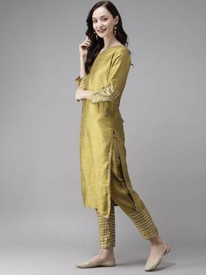 Indo Era Olive Solid Straight Kurta Trouser With Dupatta Set 3