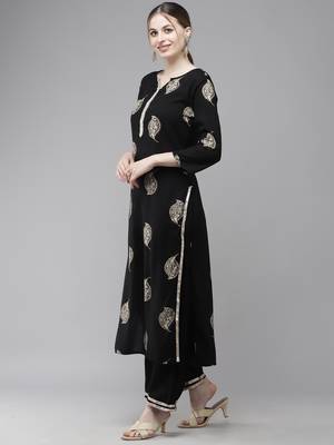 Indo Era Printed Straight Kurta With Palazzo Set 3