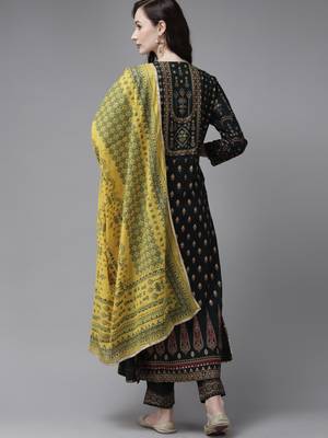 Indo Era Printed Bottle Green A-line Kurta Trouser With Dupatta Set 2