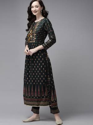 Indo Era Printed Bottle Green A-line Kurta Trouser With Dupatta Set 3