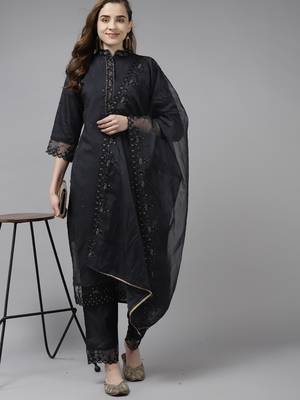 Indo Era Grey Embroidered Straight Kurta Trouser With Dupatta Set 4
