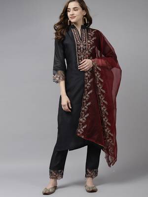 Indo Era Grey Embroidered Straight Kurta Trouser With Dupatta Set 1