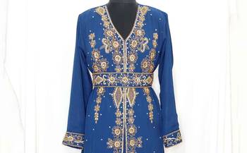 Navy blue Moroccan Kaftan With Sun-proof hijab 2