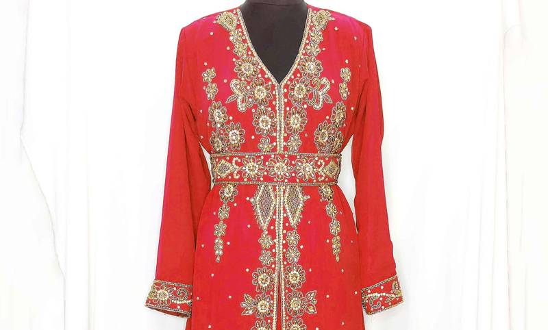 Red luxurious Moroccan Kaftan With Sun-proof hijab.