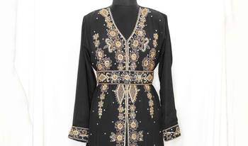Black Moroccan Kaftan With Sun-proof hijab 2