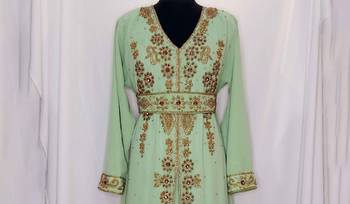 Light Green Moroccan Kaftan with Sun-proof hijab 4