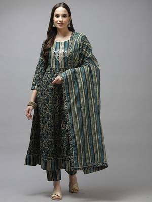 Green printed cotton kurta-suits 1