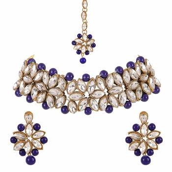 Gold Plated Studded Kundan Beads Design Traditional Choker Necklace Set with Earrings and mang Tikka for Women 3