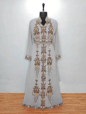 Gray Moroccan Kaftan With Sun-proof hijab 1