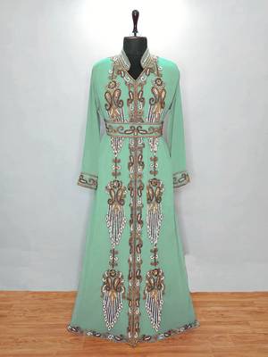 Light Green Moroccan Kaftan	With Sun-proof hijab 1