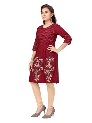 Maroon printed cotton girls-top-bottom 3