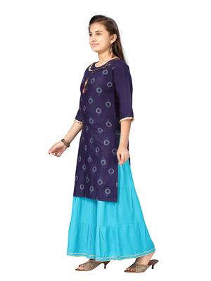Blue printed cotton girls-top-bottom 3