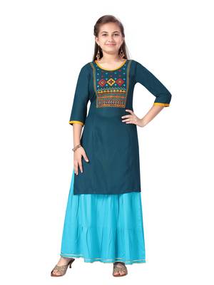 Green embroidered cotton girls-top-bottom 1