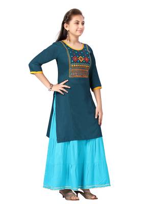Green embroidered cotton girls-top-bottom 2