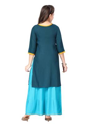 Green embroidered cotton girls-top-bottom 4