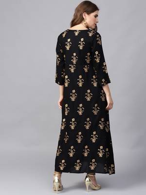 Varanga Women Black & Golden Printed A-Line Kurta 5