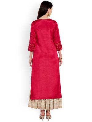 Varanga Women Pink Foil Print Straight Kurta 3