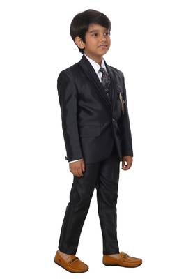 DKGF Boys 4-Piece Suit 4
