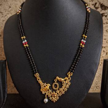Gold mangalsutra 2