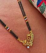 Gold mangalsutra