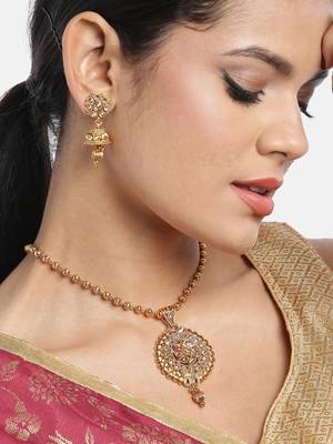 Gold cubic zirconia pendants 1