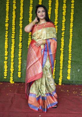 Green woven Faux kanchipuram silk saree with blouse 1