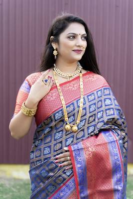 Navy blue woven Faux kanchipuram silk saree with blouse 4